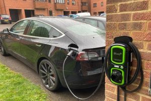 Rolec EV charger Tesla